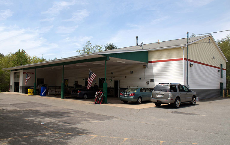 HORVATH & TREMBLAY SELLS TIRE WAREHOUSE IN GARDNER, MA FOR $750,000